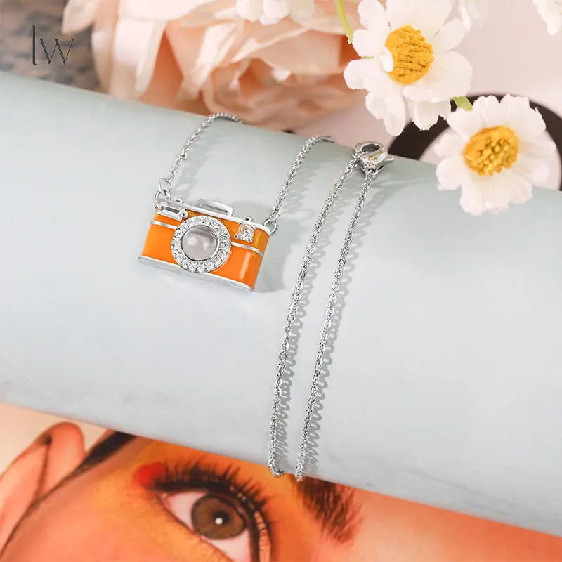 Collar Proyector de Fotos – Tus Recuerdos en Luz