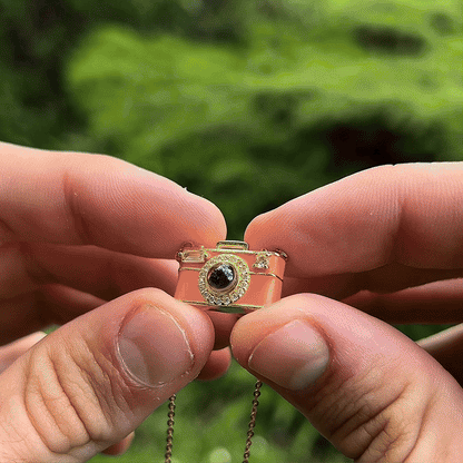 Collar Proyector de Fotos – Tus Recuerdos en Luz